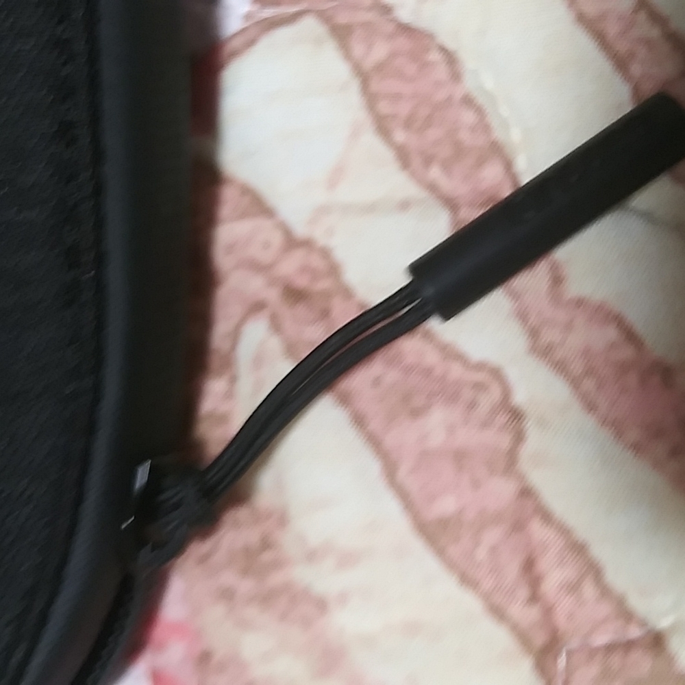 Incase laptop black case. - Picture 7 of 11